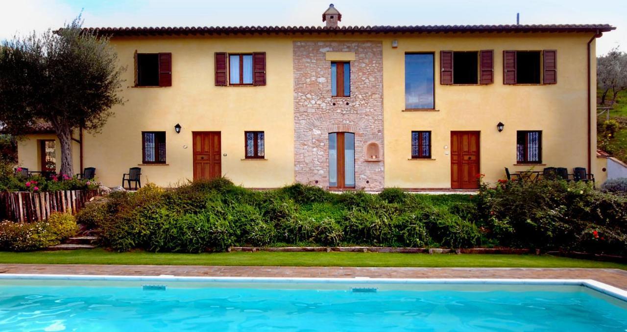 Agriturismo Fiordaliso Trevi Kültér fotó