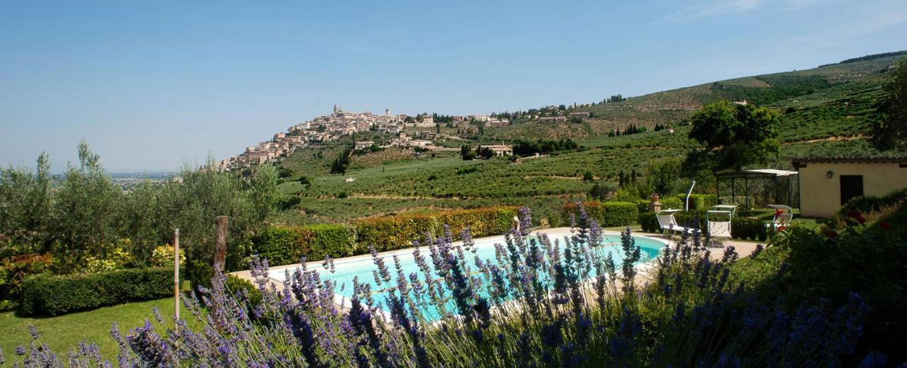 Agriturismo Fiordaliso Trevi Kültér fotó