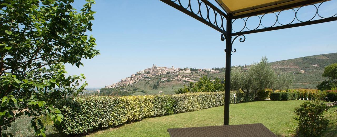 Agriturismo Fiordaliso Trevi Kültér fotó